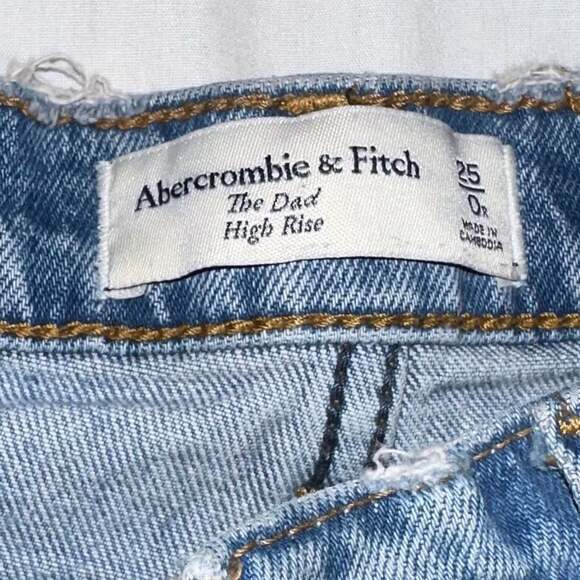Abercrombie & Fitch The Dad High Rise Distressed Straight Leg Jeans Size 25 - Picture 4 of 6
